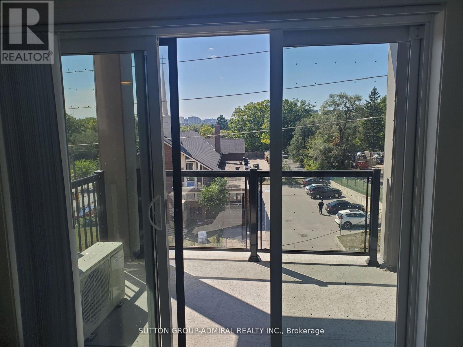 A406 - 160 Canon Jackson Drive, Toronto, Ontario  M6M 0B6 - Photo 7 - W13015868