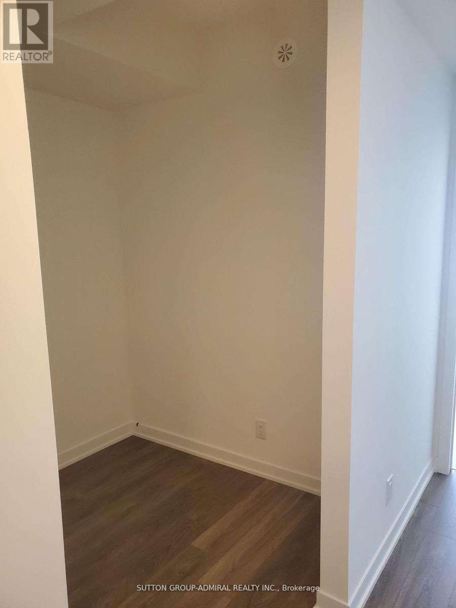 A406 - 160 Canon Jackson Drive, Toronto, Ontario  M6M 0B6 - Photo 9 - W13015868