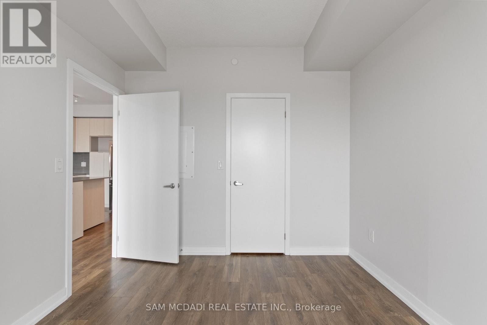 1316 - 2520 Eglinton Avenue W, Mississauga, Ontario  L5M 0Y4 - Photo 10 - W13015904