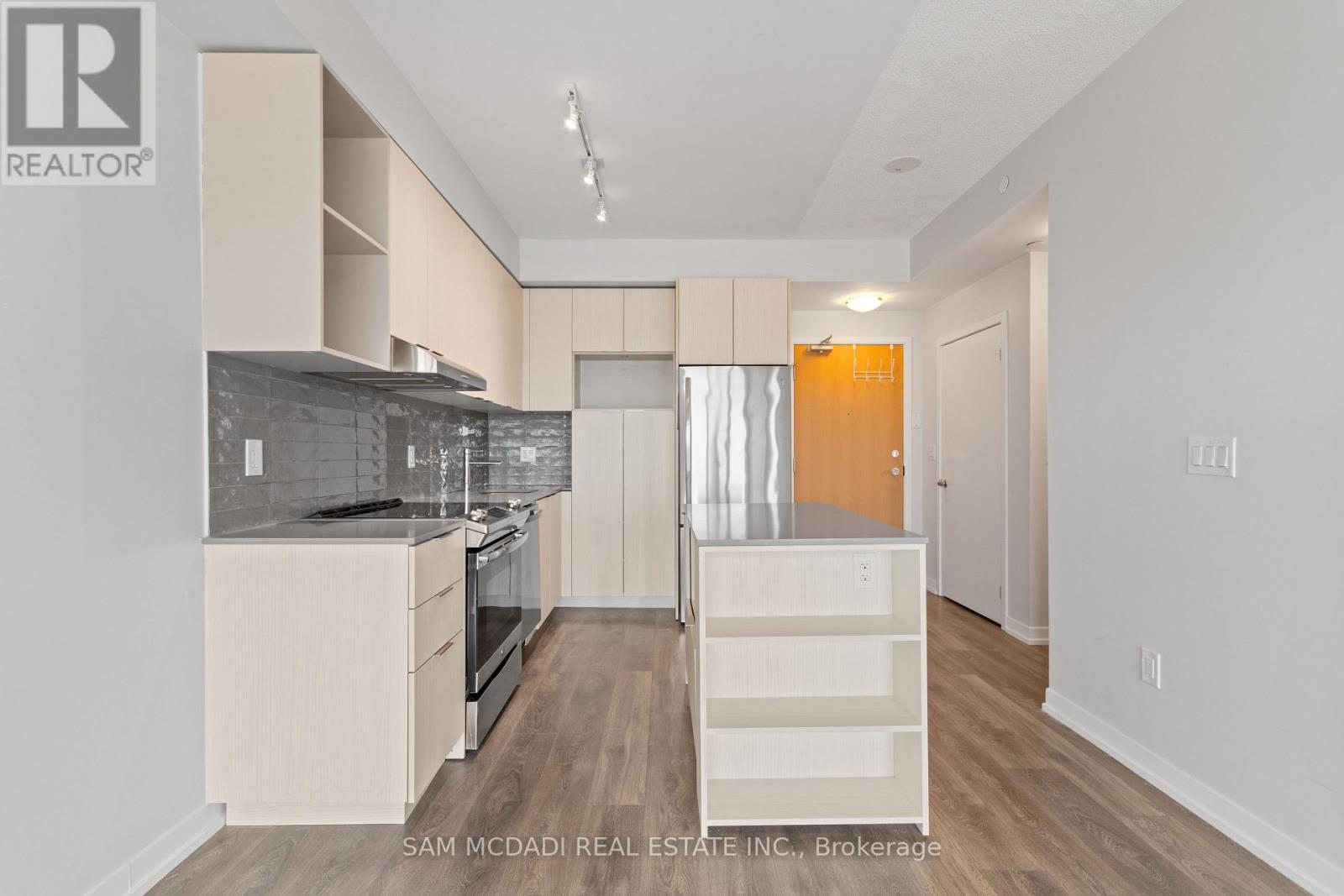 1316 - 2520 Eglinton Avenue W, Mississauga, Ontario  L5M 0Y4 - Photo 3 - W13015904