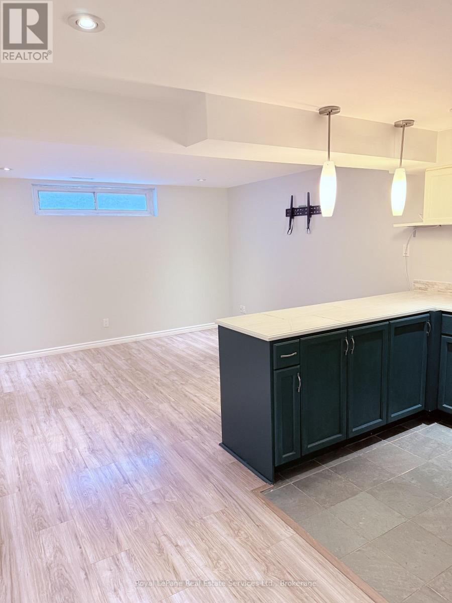 Lower - 33 Belleview Drive, Orangeville, Ontario  L9W 1M4 - Photo 3 - W13015308