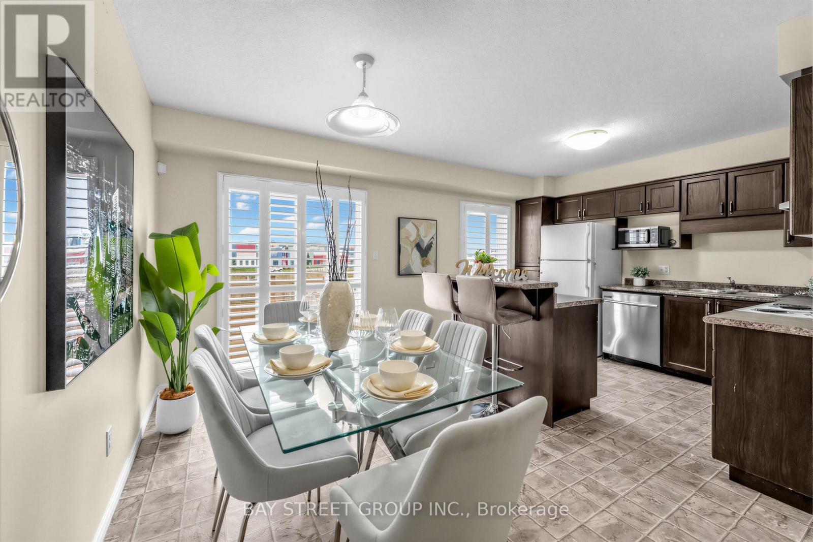 1383 Countrystone Drive, Kitchener, Ontario  N2T 2Z6 - Photo 6 - X13015892