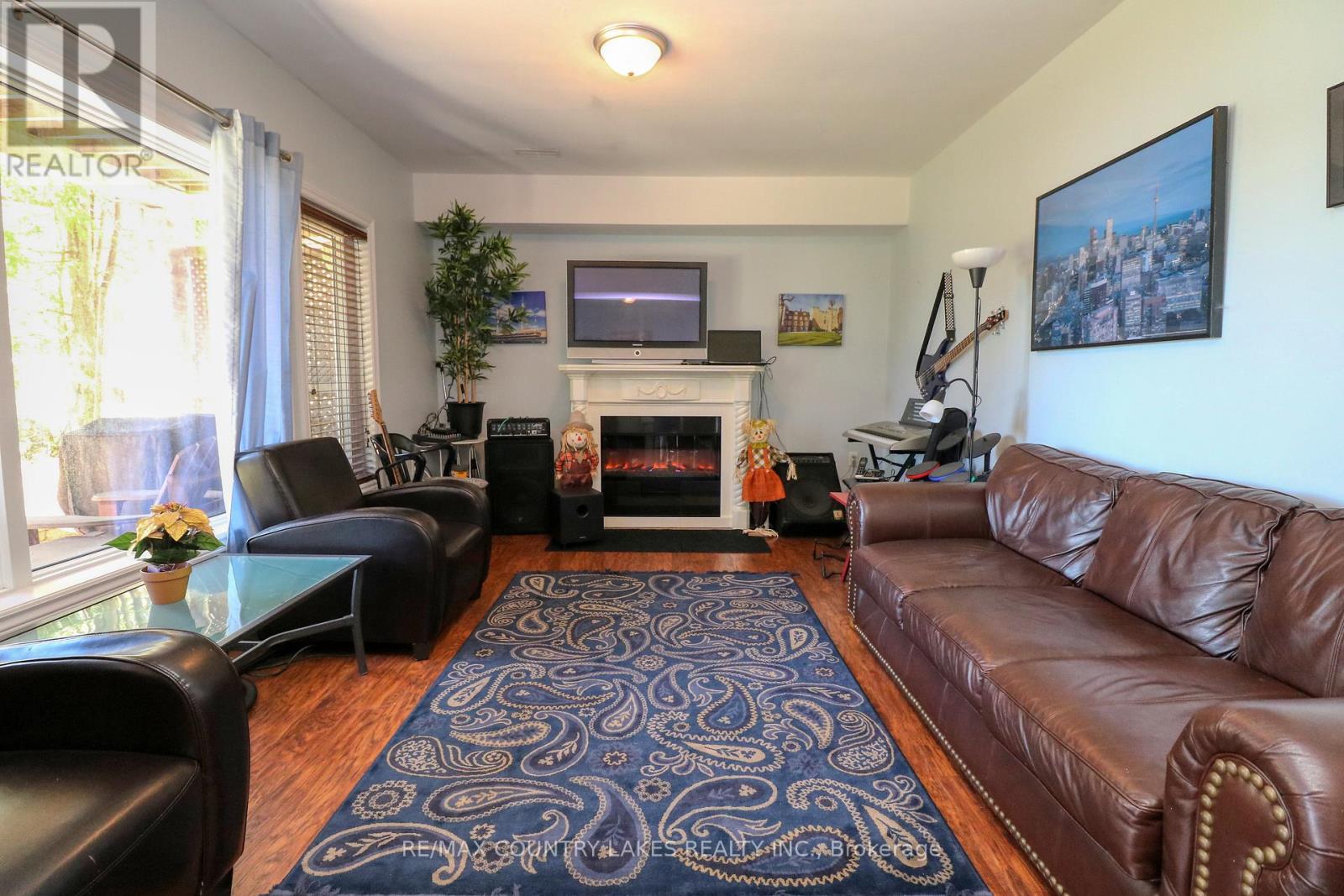 87 Paradise Road, Kawartha Lakes, Ontario  K0M 1B0 - Photo 16 - X13015936