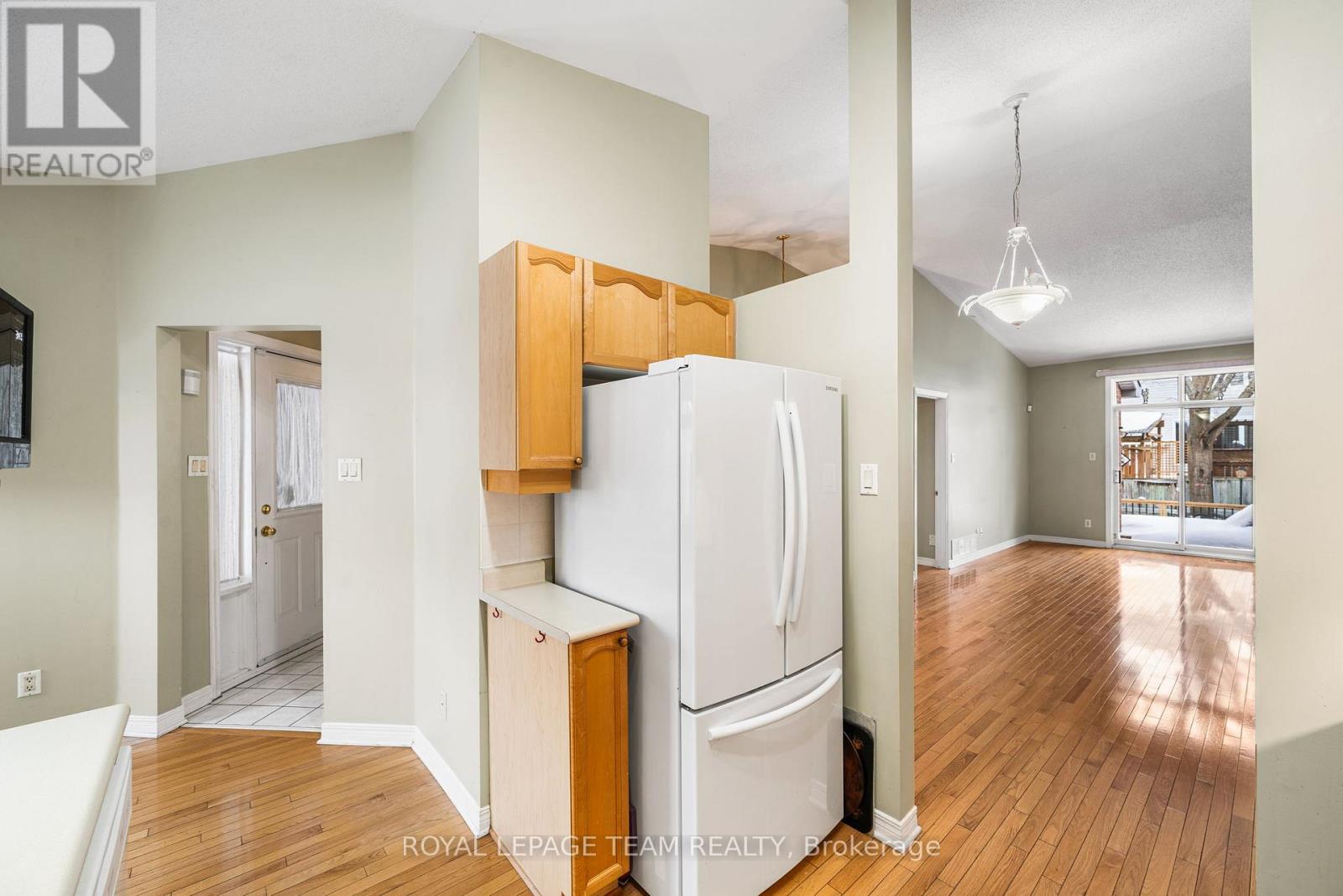 10 Quinterra Court, Ottawa, Ontario  K1V 0W6 - Photo 21 - X12848082