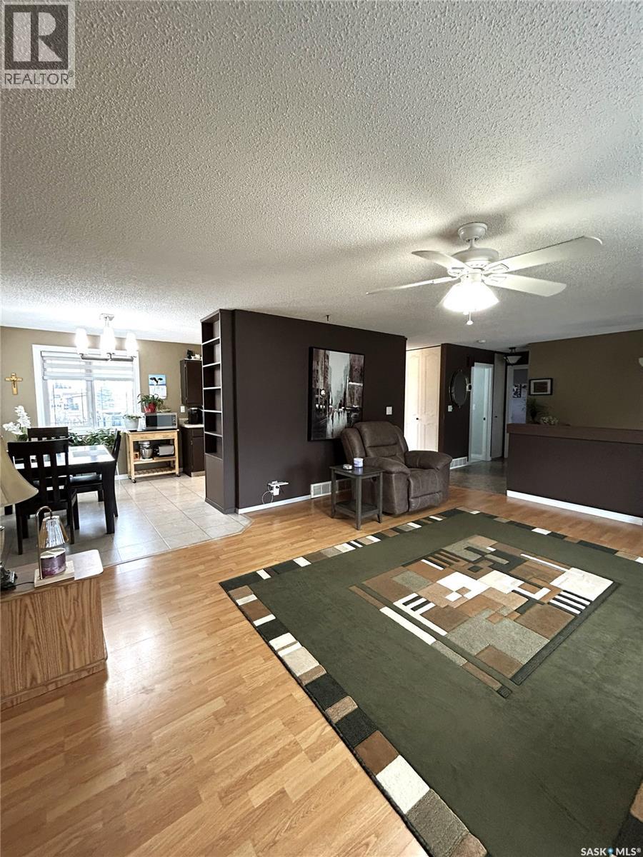 122 Hamilton Street, Davidson, Saskatchewan  S0G 1A0 - Photo 4 - SK033304