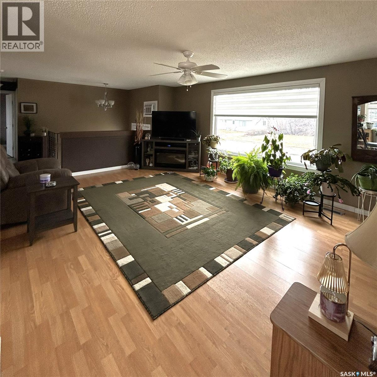 122 Hamilton Street, Davidson, Saskatchewan  S0G 1A0 - Photo 3 - SK033304