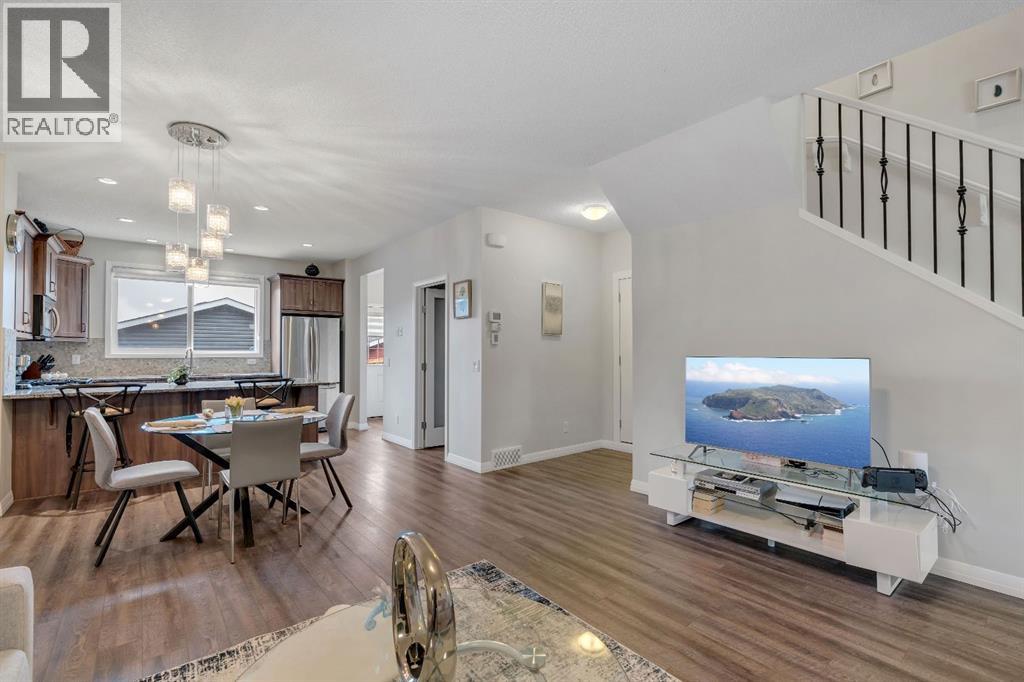 77 Red Sky Way NE, Calgary, Alberta  T3N 0X6 - Photo 4 - A2299991