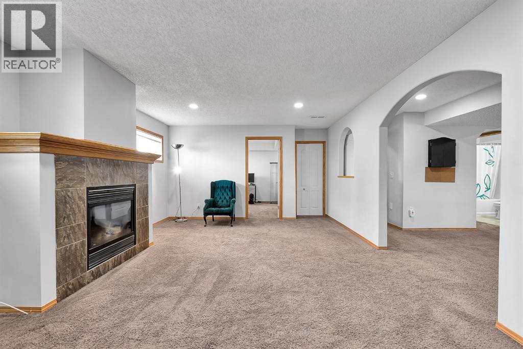 132 West Creek Drive, Chestermere, Alberta  T1X 1K6 - Photo 29 - A2301036