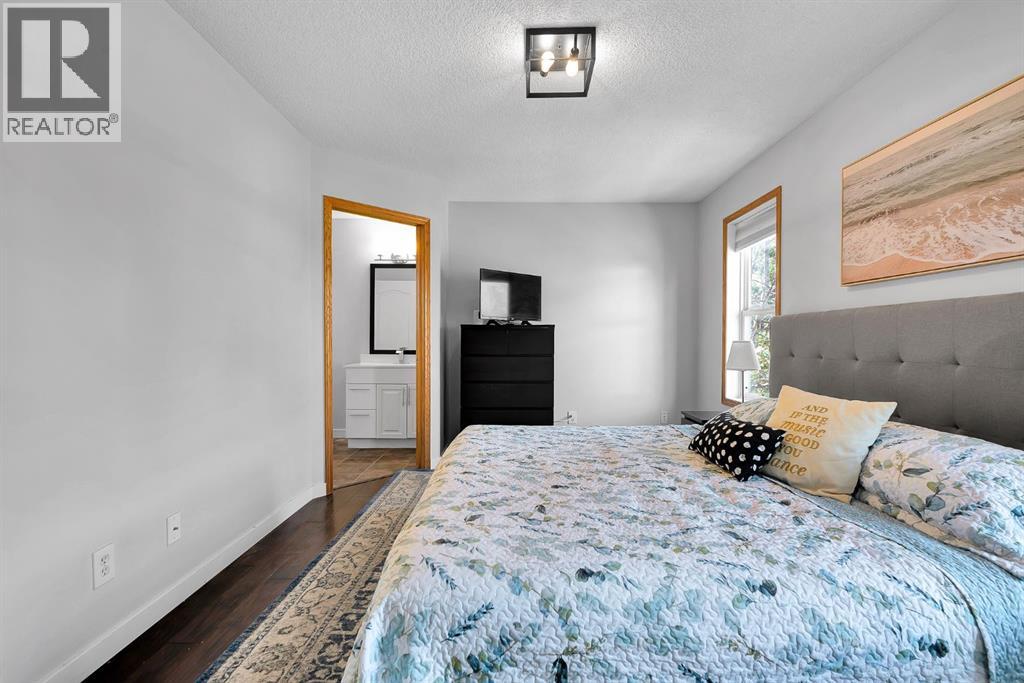 132 West Creek Drive, Chestermere, Alberta  T1X 1K6 - Photo 24 - A2301036