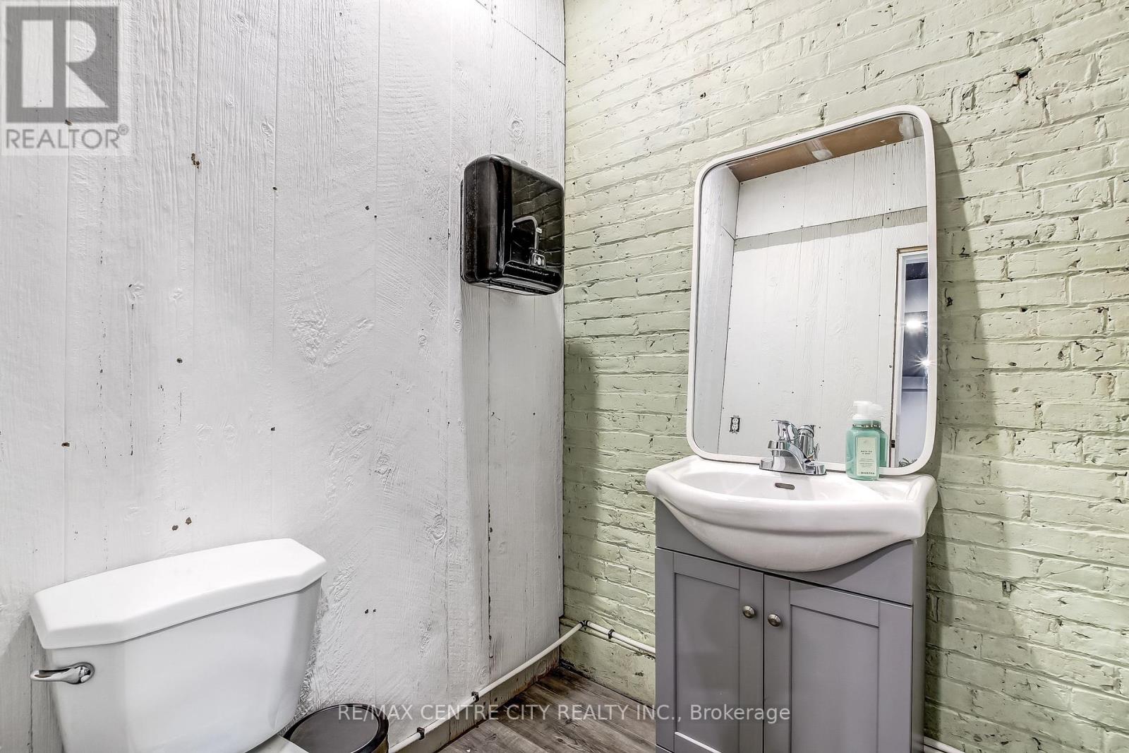 174 Main Street, Lucan Biddulph, Ontario  N0M 2J0 - Photo 15 - X13016016