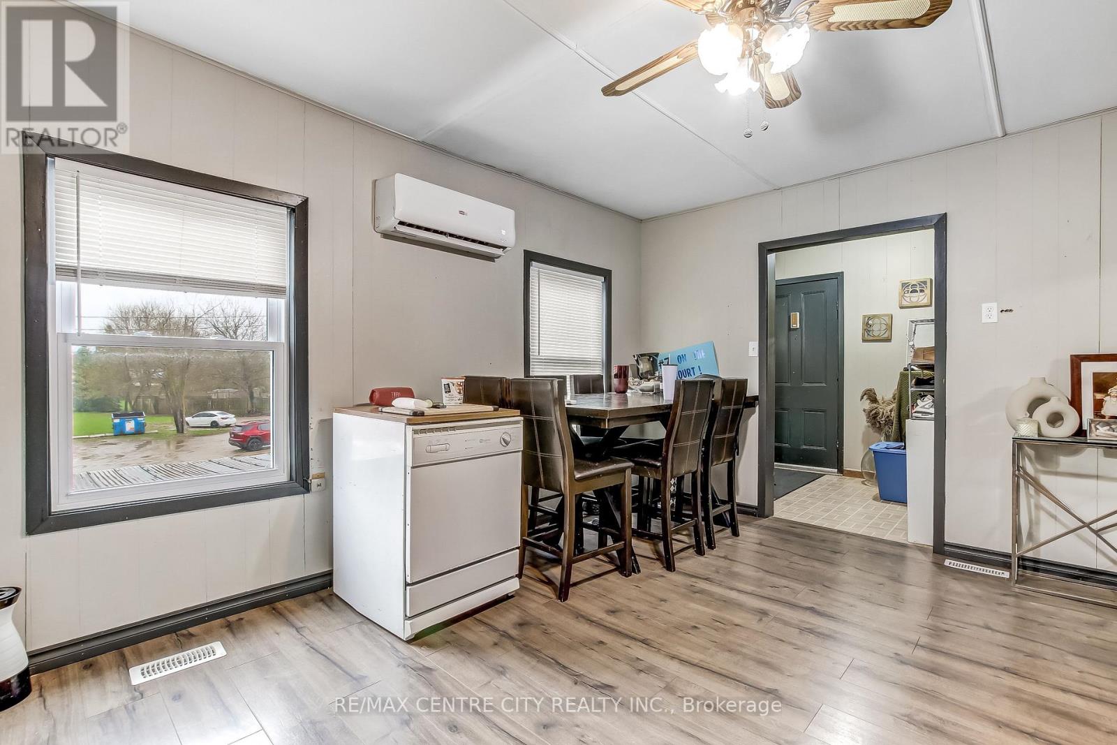 174 Main Street, Lucan Biddulph, Ontario  N0M 2J0 - Photo 4 - X13016016