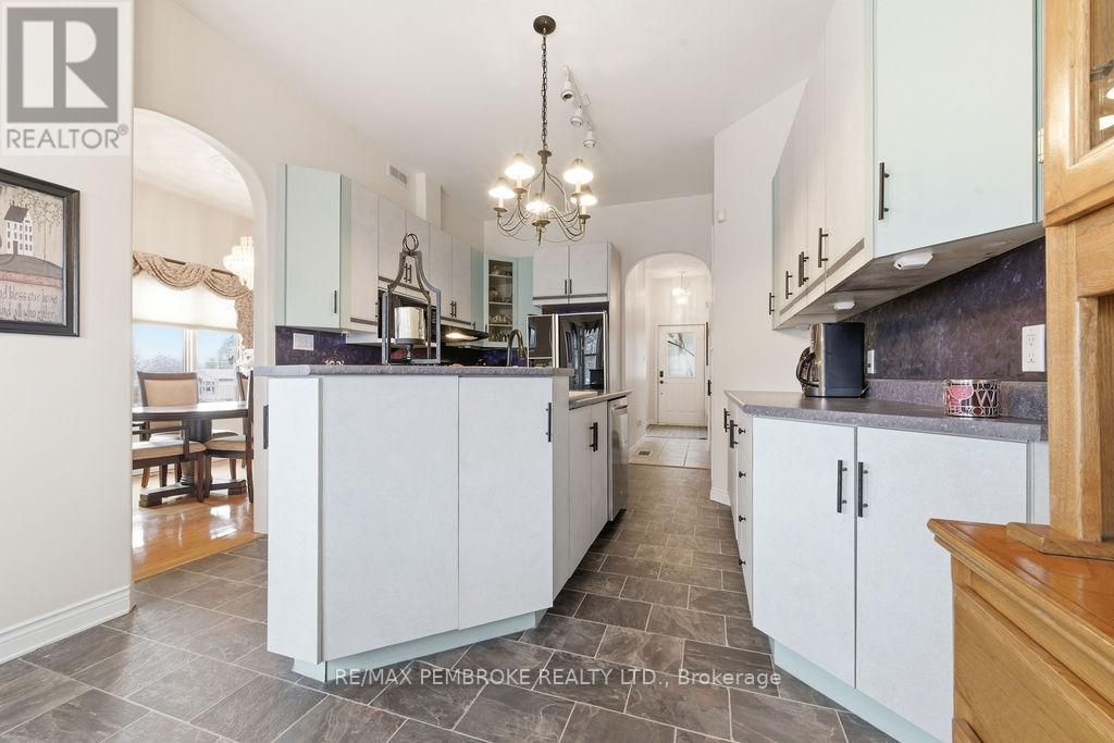 152 Reta Crescent, Pembroke, Ontario  K8A 1B3 - Photo 16 - X13016022