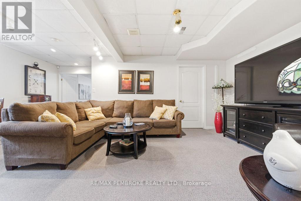 152 Reta Crescent, Pembroke, Ontario  K8A 1B3 - Photo 38 - X13016022