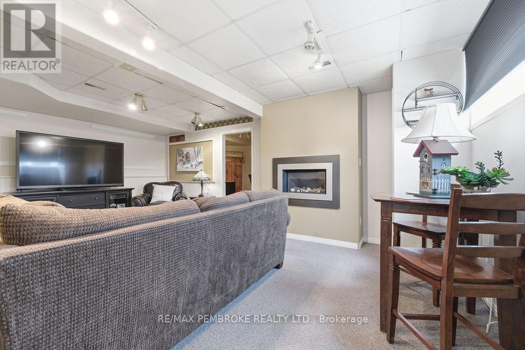 152 Reta Crescent, Pembroke, Ontario  K8A 1B3 - Photo 39 - X13016022