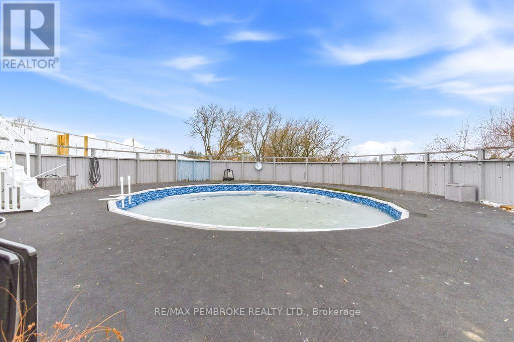 152 Reta Crescent, Pembroke, Ontario  K8A 1B3 - Photo 45 - X13016022