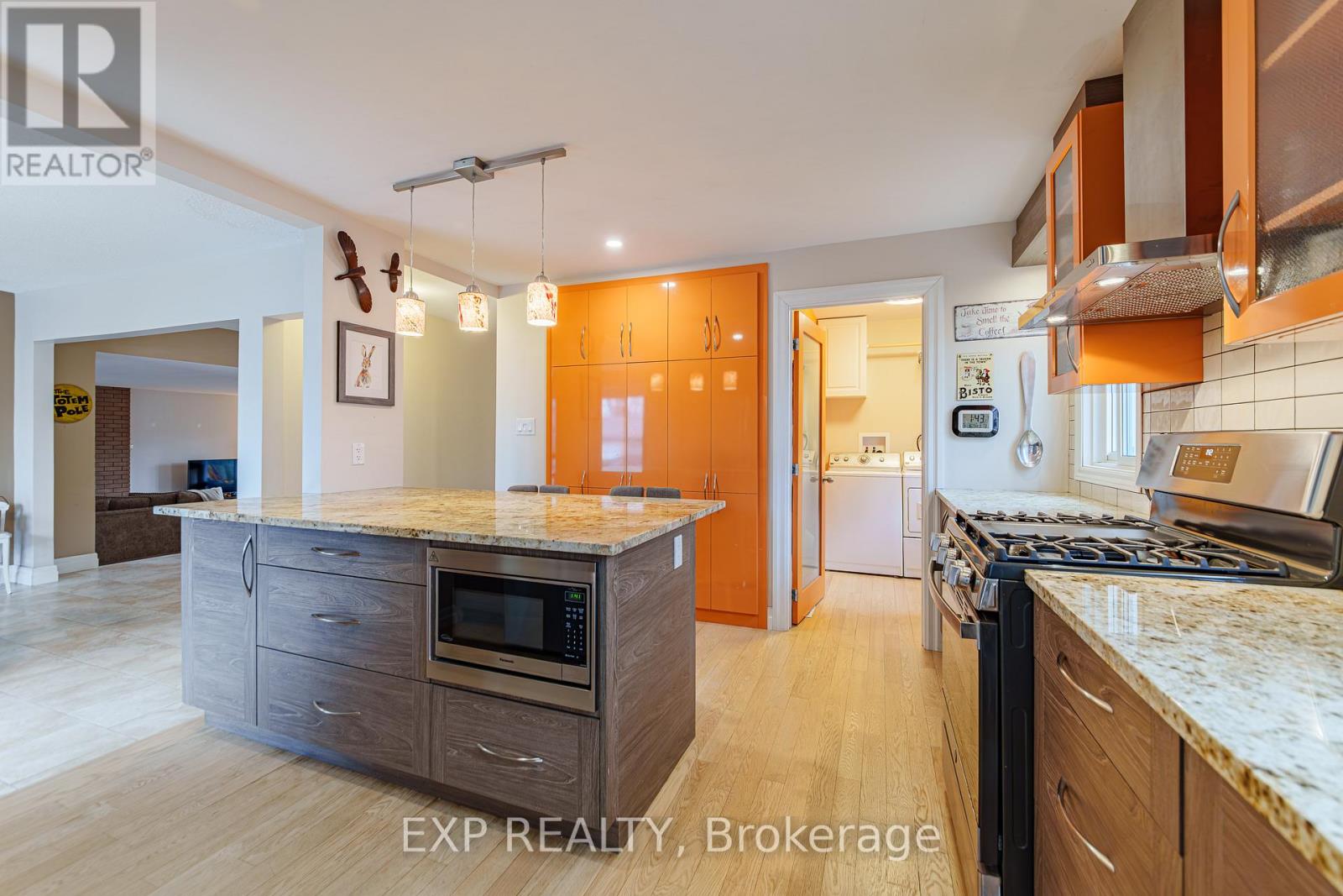 1592 Apeldoorn Avenue, Ottawa, Ontario  K2C 1V5 - Photo 13 - X13015994