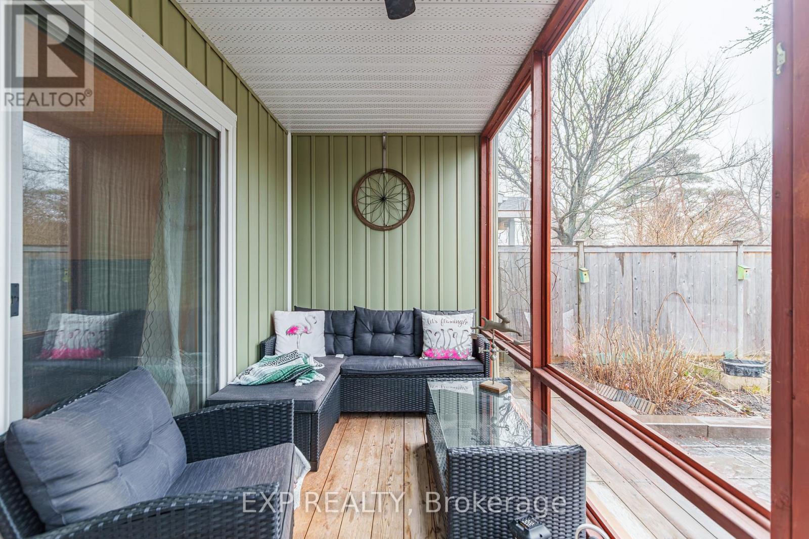 1592 Apeldoorn Avenue, Ottawa, Ontario  K2C 1V5 - Photo 5 - X13015994