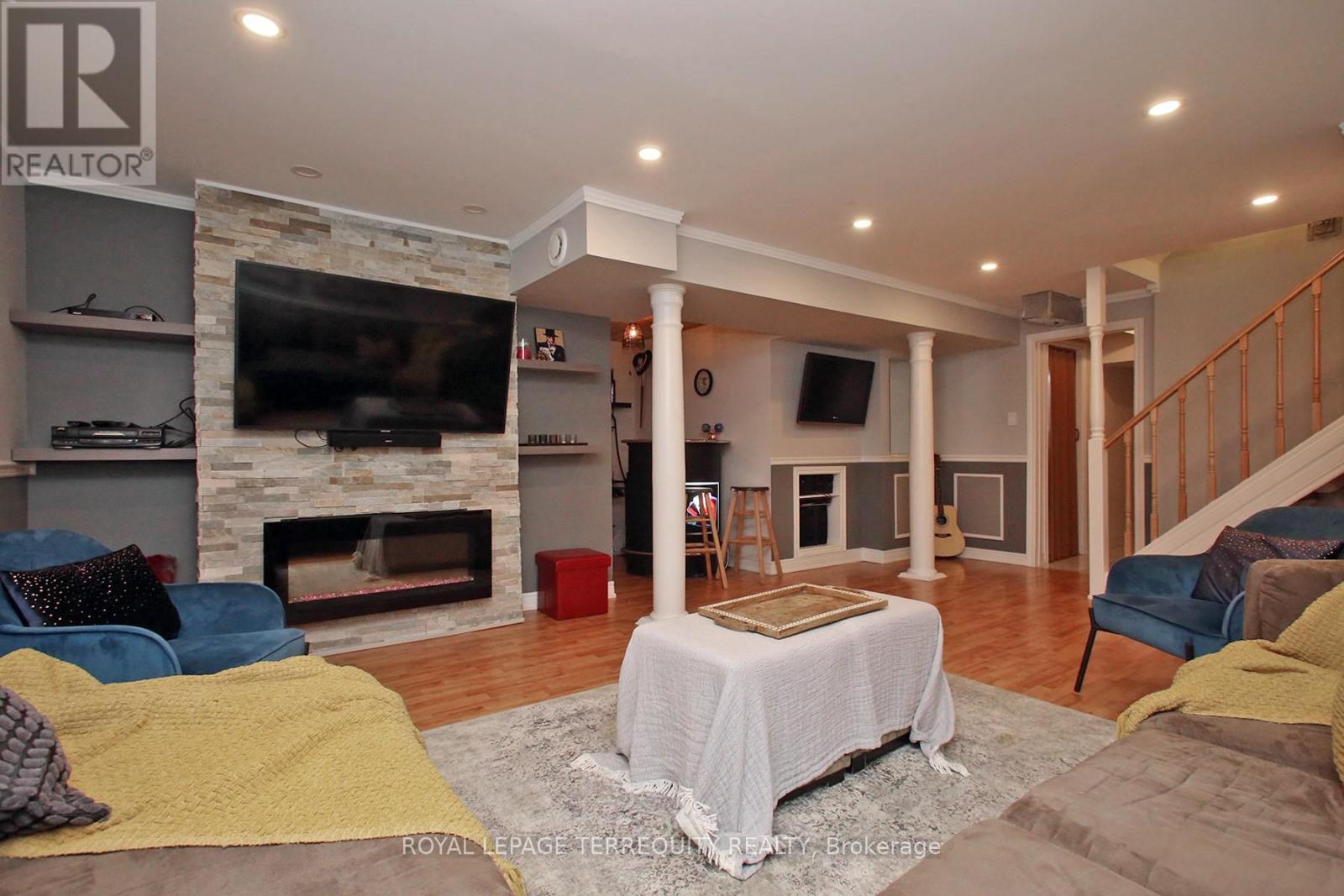 471 Woodsmere Crescent, Pickering, Ontario  L1V 7A5 - Photo 26 - E13014558