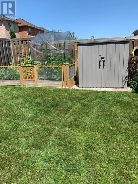 471 Woodsmere Crescent, Pickering, Ontario  L1V 7A5 - Photo 37 - E13014558