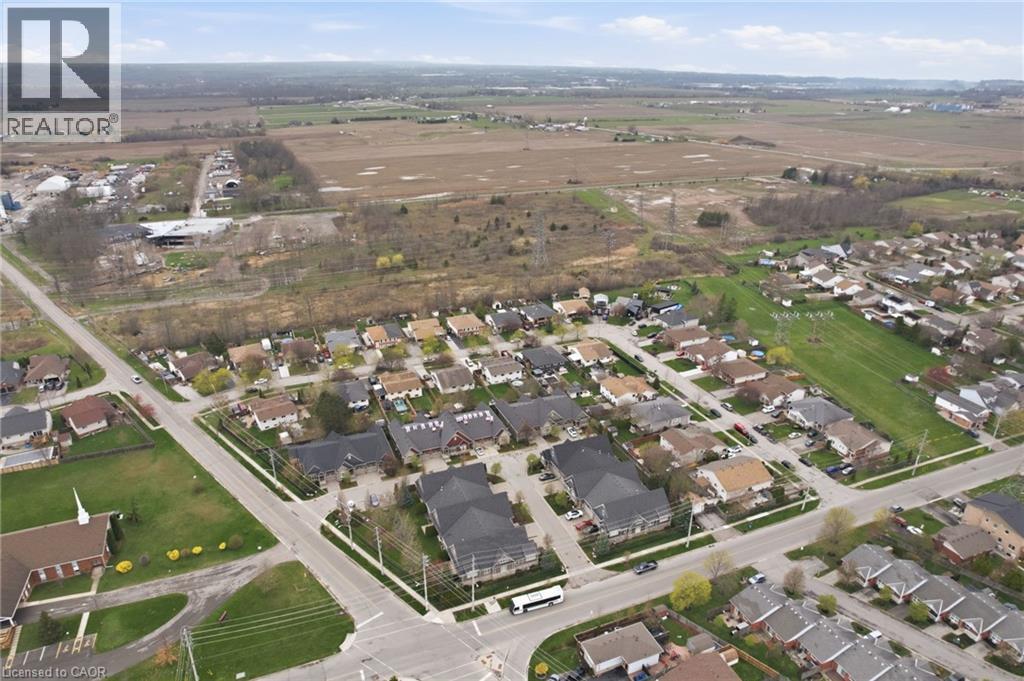 215 Vansickle Road Unit# 8, St. Catharines, Ontario  L2S 0E3 - Photo 37 - 40822071