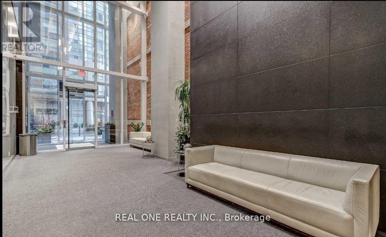 1004 - 15 Grenville Street, Toronto, Ontario  M4Y 1A1 - Photo 18 - C13016024