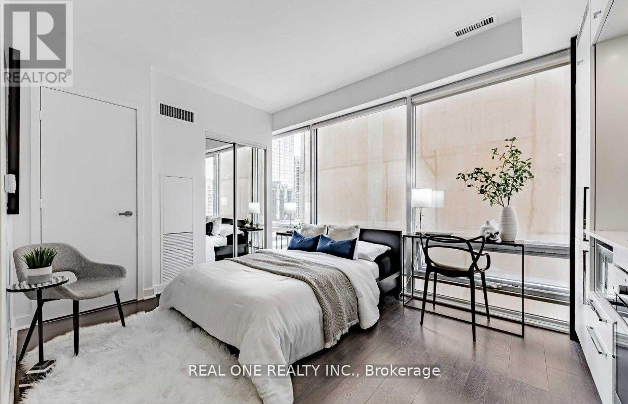 1004 - 15 Grenville Street, Toronto, Ontario  M4Y 1A1 - Photo 6 - C13016024