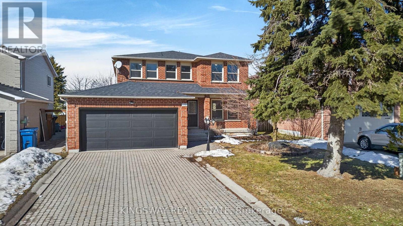 325 SALISBURY LANE, newmarket (bristol-london), Ontario