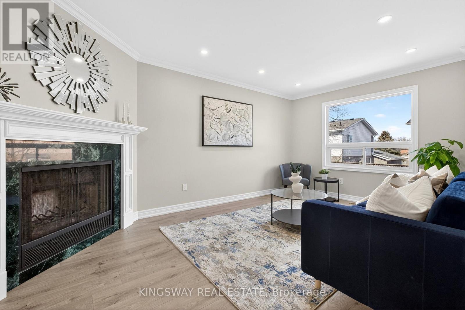 325 Salisbury Lane, Newmarket, Ontario  L3Y 8A6 - Photo 13 - N13016010