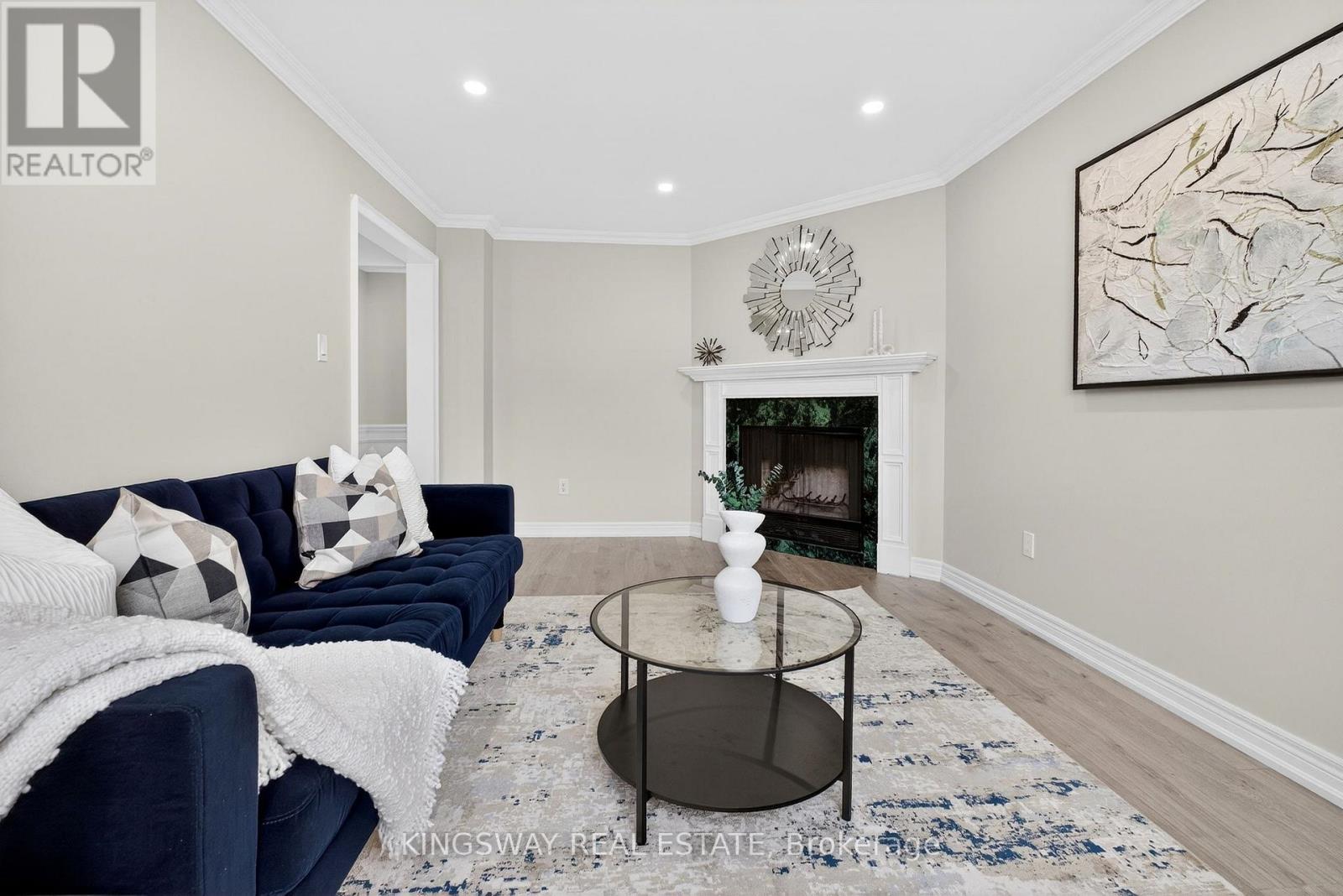 325 Salisbury Lane, Newmarket, Ontario  L3Y 8A6 - Photo 14 - N13016010