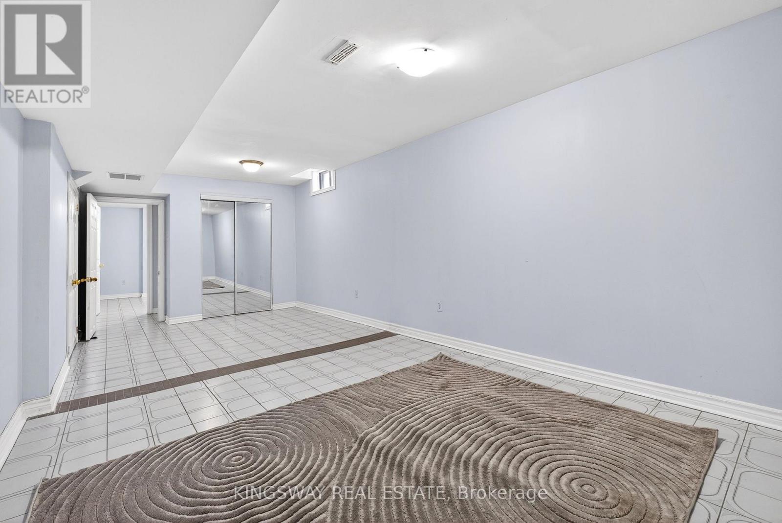 325 Salisbury Lane, Newmarket, Ontario  L3Y 8A6 - Photo 37 - N13016010