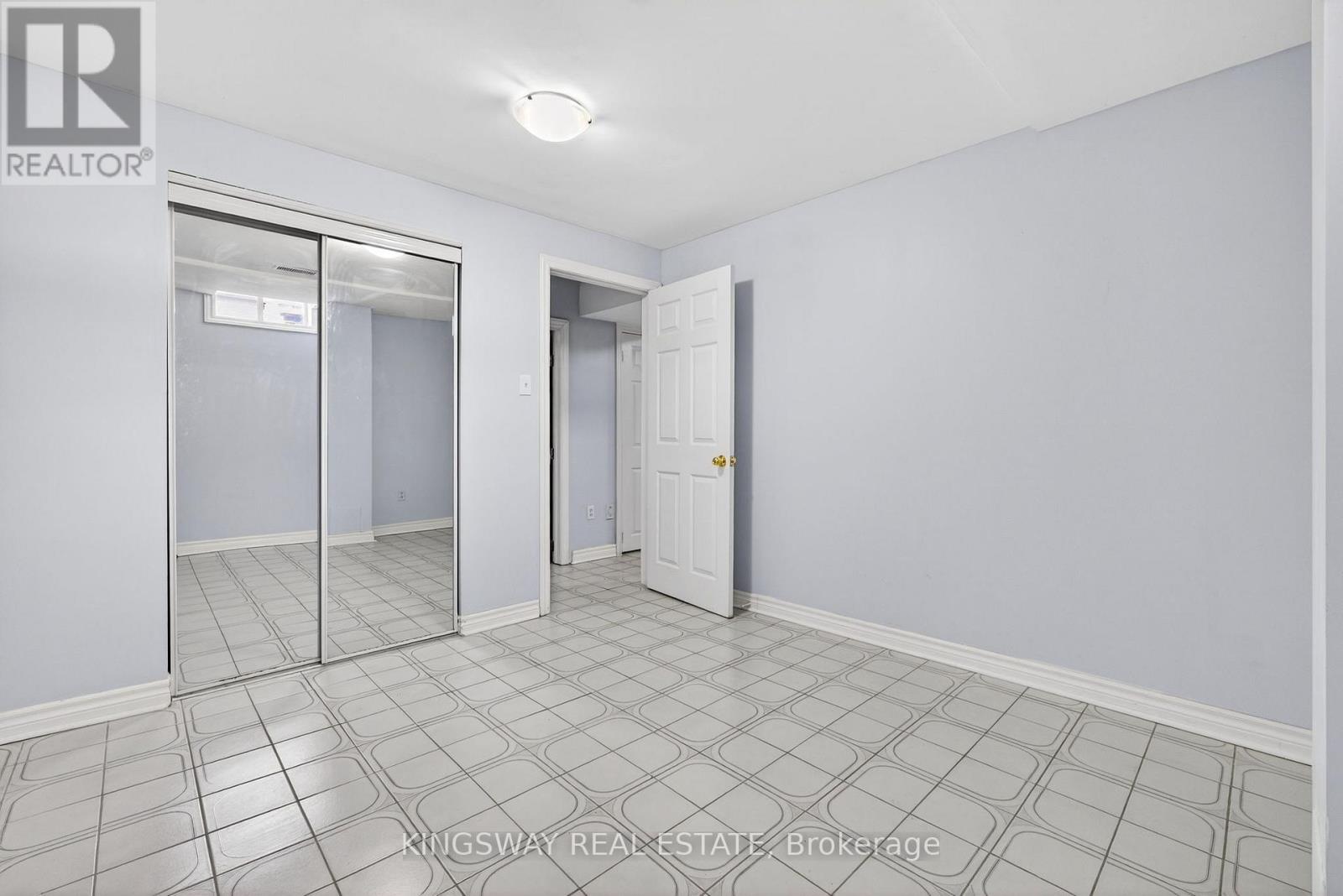 325 Salisbury Lane, Newmarket, Ontario  L3Y 8A6 - Photo 38 - N13016010