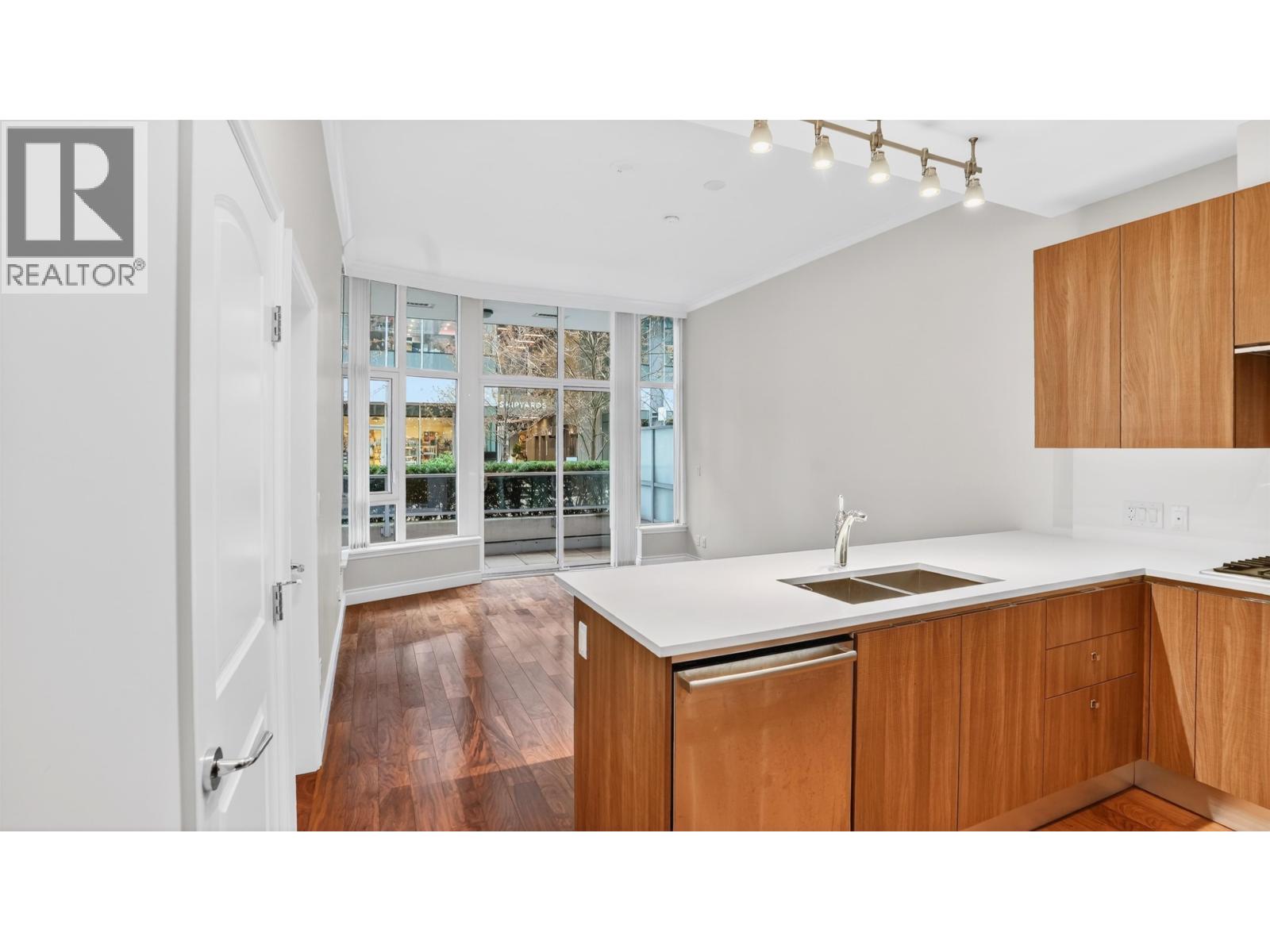 110 175 Victory Ship Way, North Vancouver, British Columbia  V7L 0G1 - Photo 2 - R3112641