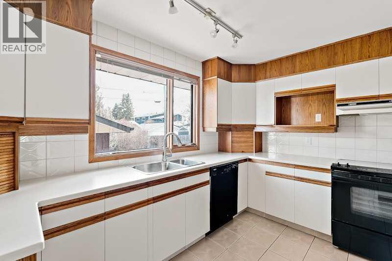 5811 Londonderry Crescent Sw, Calgary, Alberta  T3E 5X7 - Photo 10 - A2302818