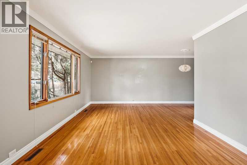 5811 Londonderry Crescent Sw, Calgary, Alberta  T3E 5X7 - Photo 9 - A2302818