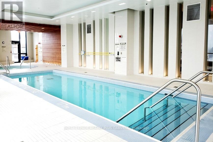 510 - 5 Valhalla Inn Road, Toronto, Ontario  M9B 0B1 - Photo 3 - W13015980