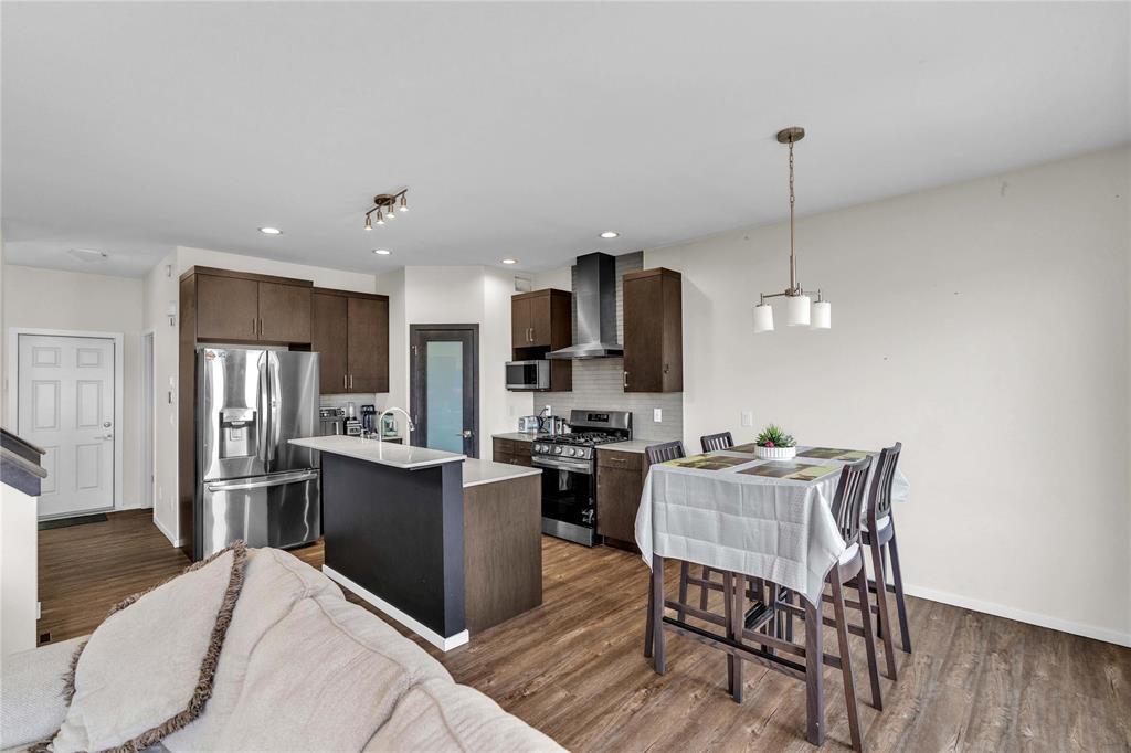 147 Berry Hill Road, Winnipeg, Manitoba  R3Y 2A7 - Photo 12 - 202607567