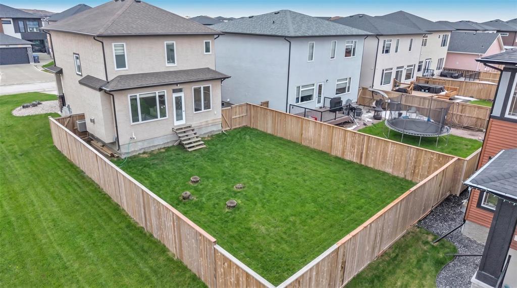 147 Berry Hill Road, Winnipeg, Manitoba  R3Y 2A7 - Photo 32 - 202607567