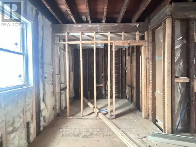 4908 St. Lawrence Avenue, Niagara Falls, Ontario  L2E 3Y3 - Photo 3 - X13016008