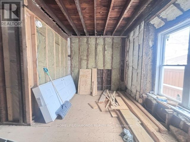 4908 St. Lawrence Avenue, Niagara Falls, Ontario  L2E 3Y3 - Photo 4 - X13016008