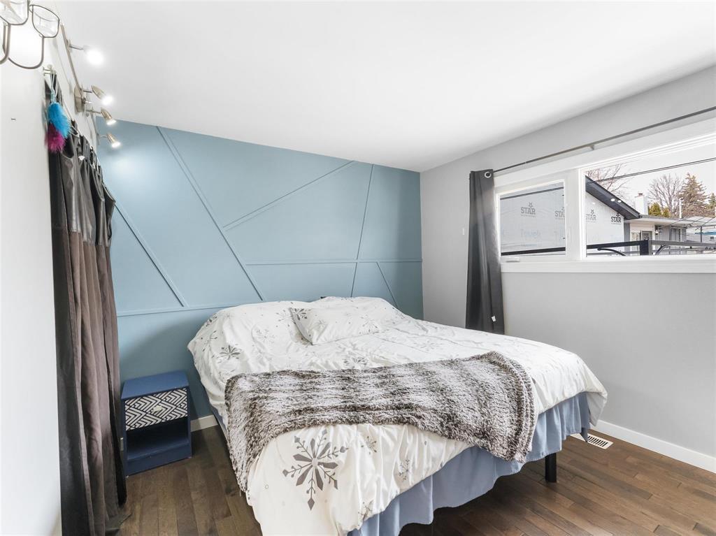 345 Harold Avenue E, Winnipeg, Manitoba  R2C 0R8 - Photo 13 - 202606005