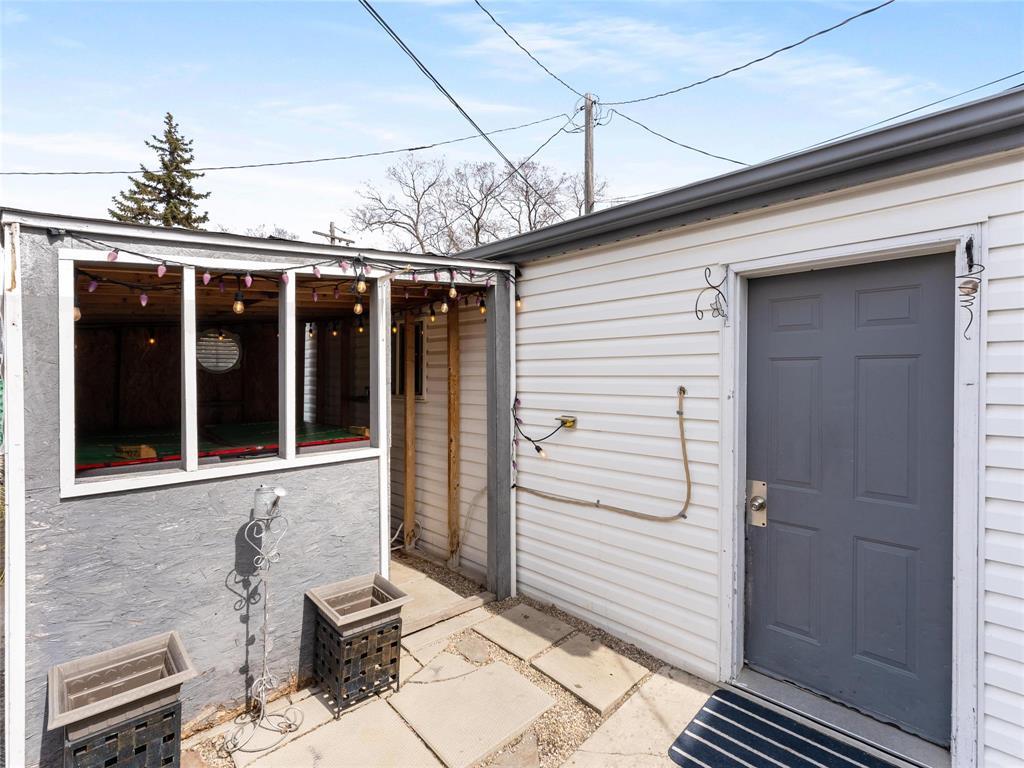 345 Harold Avenue E, Winnipeg, Manitoba  R2C 0R8 - Photo 32 - 202606005