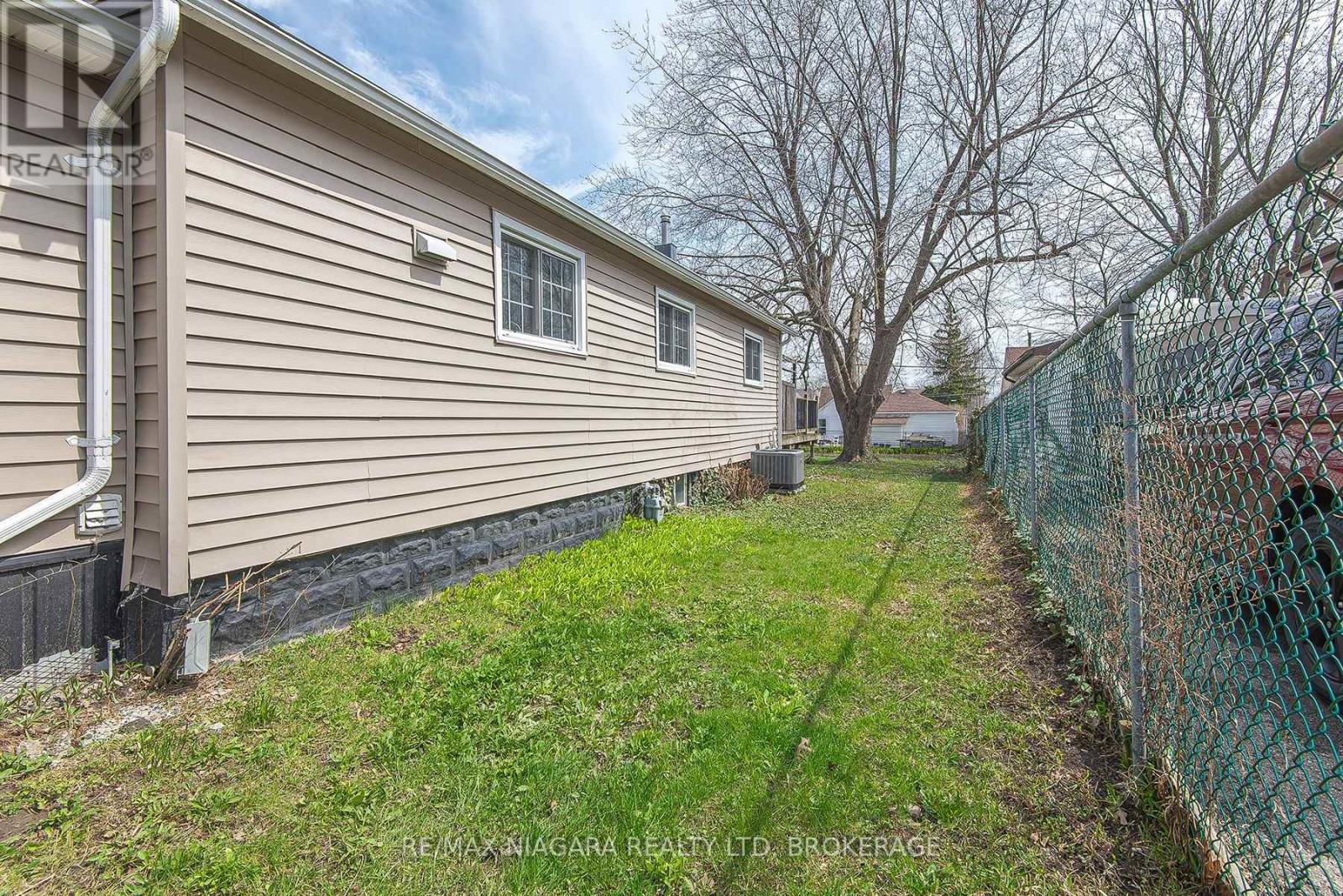 243 North Street N, Fort Erie, Ontario  L2A 3R9 - Photo 31 - X12701192