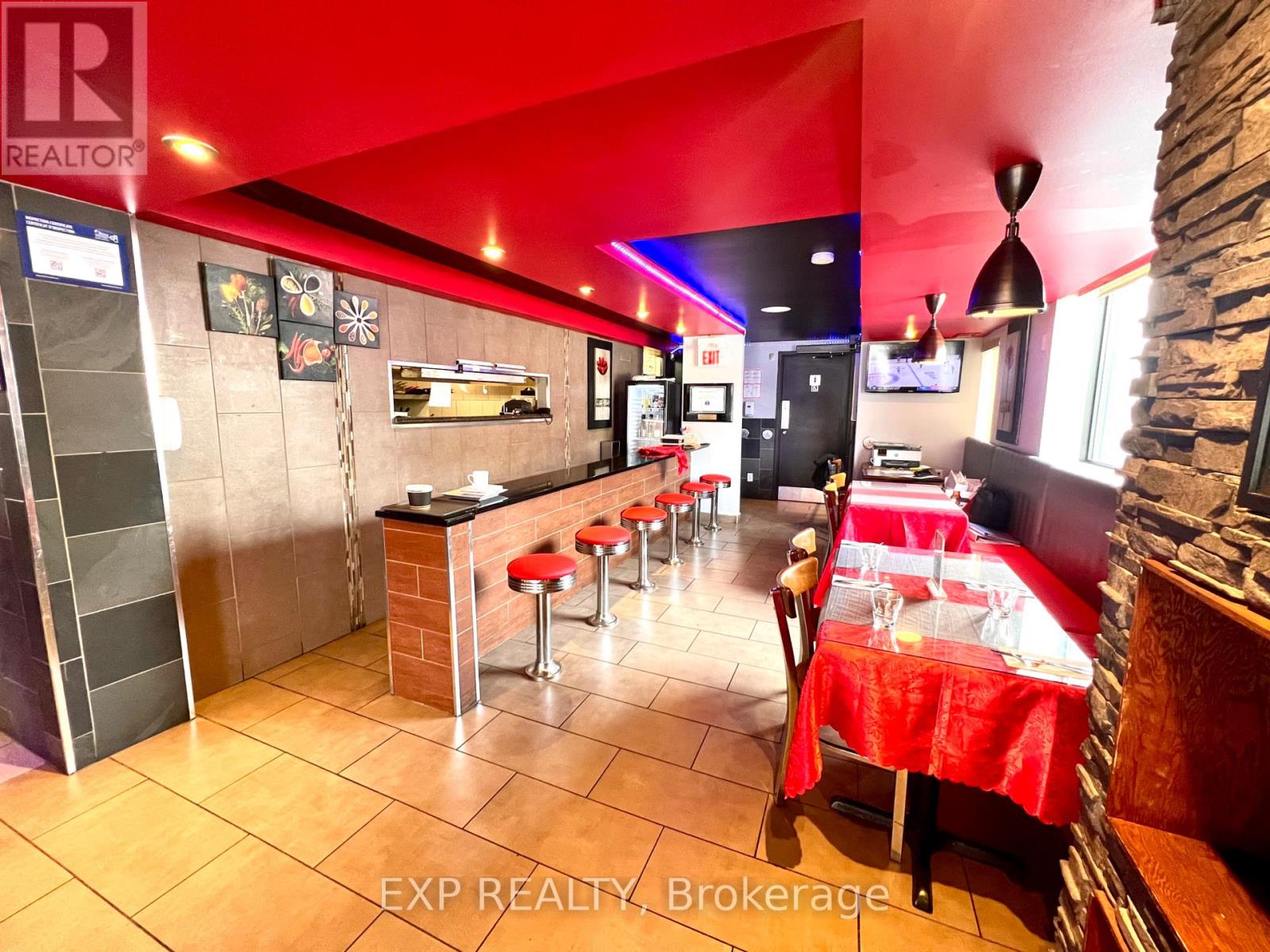 159 Montreal Road, Ottawa, Ontario  K1L 6E8 - Photo 8 - X13016050