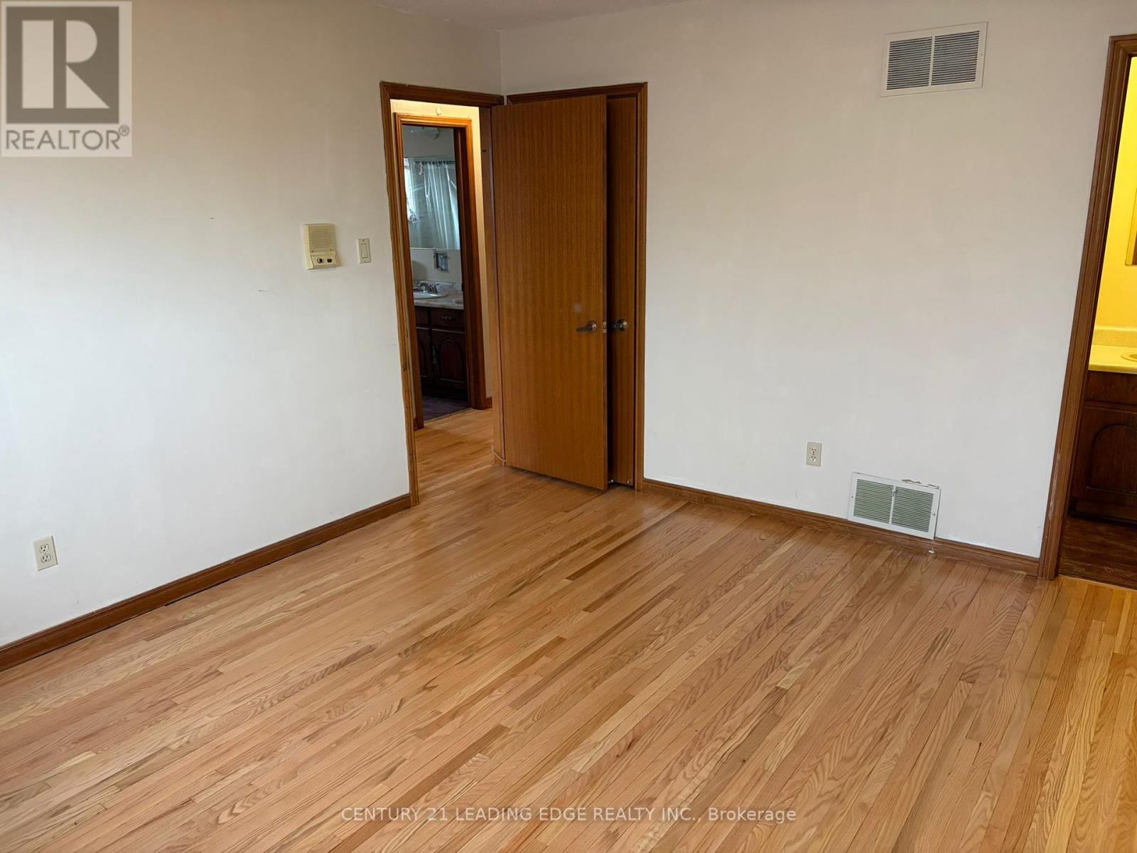 127 Risebrough Circuit, Markham (Milliken Mills West), Ontario  L3R 3E1 - Photo 23 - N13005744