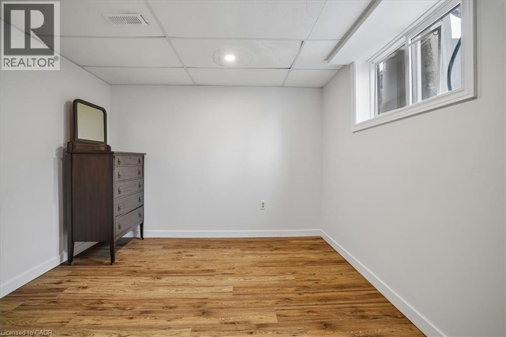 2208 Melissa Crescent, Burlington, Ontario  L7P 4J7 - Photo 40 - 40821093