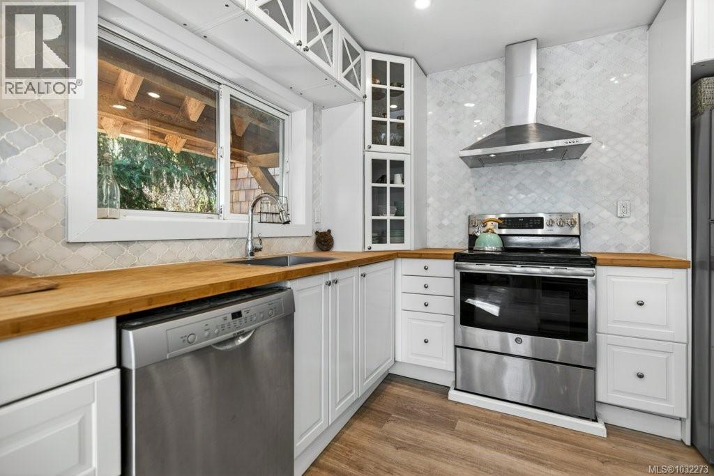 276 Winter Harbour Rd, Winter Harbour, British Columbia  V0N 3L0 - Photo 29 - 1032273