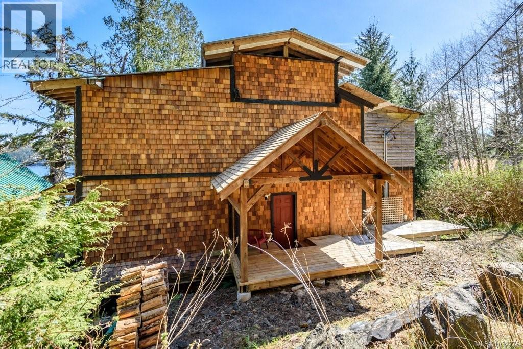 276 Winter Harbour Rd, Winter Harbour, British Columbia  V0N 3L0 - Photo 74 - 1032273