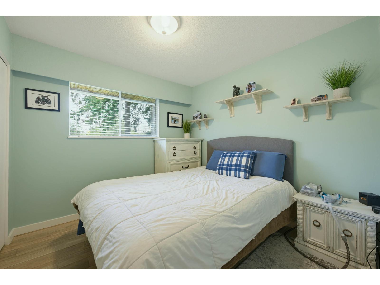 25165 11b Avenue, Langley, British Columbia  V4W 2S7 - Photo 11 - R3111959