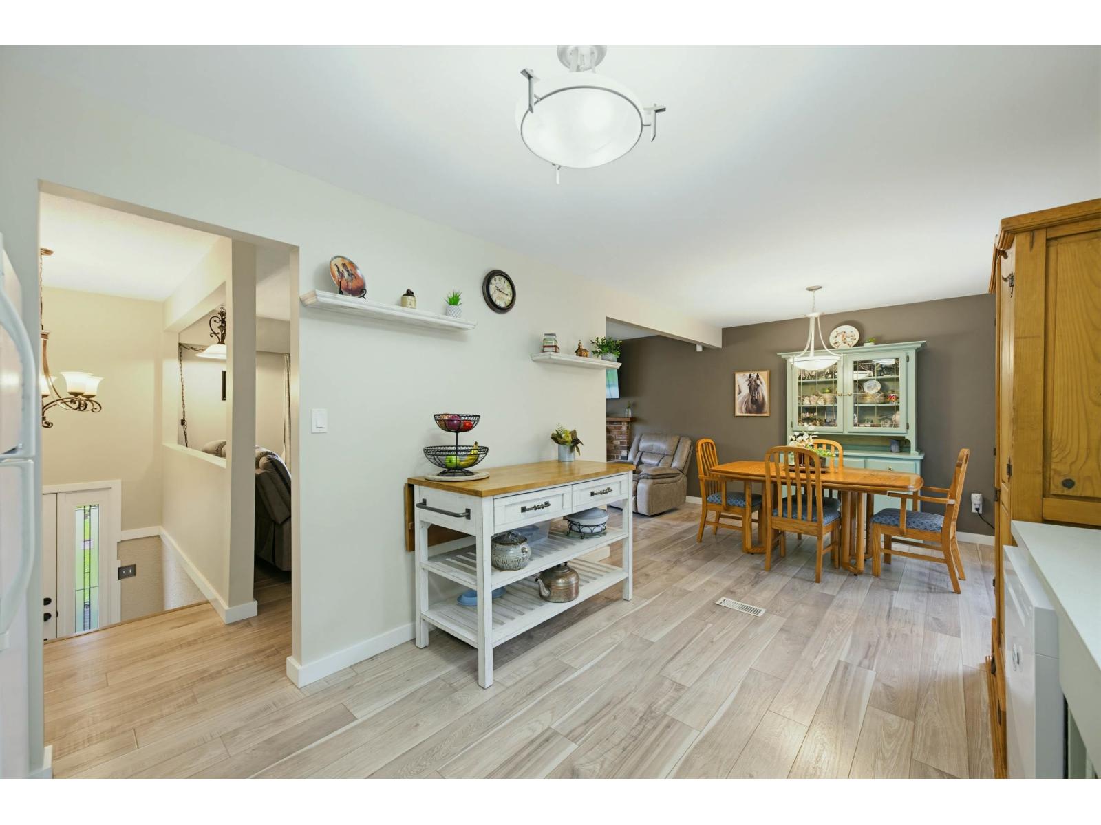 25165 11b Avenue, Langley, British Columbia  V4W 2S7 - Photo 9 - R3111959