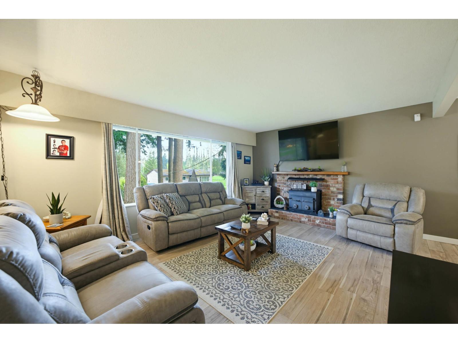 25165 11B AVENUE, Langley, British Columbia